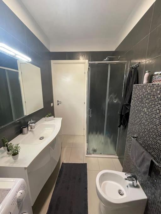 Dave'S House Apartman Reggio Emilia Kültér fotó